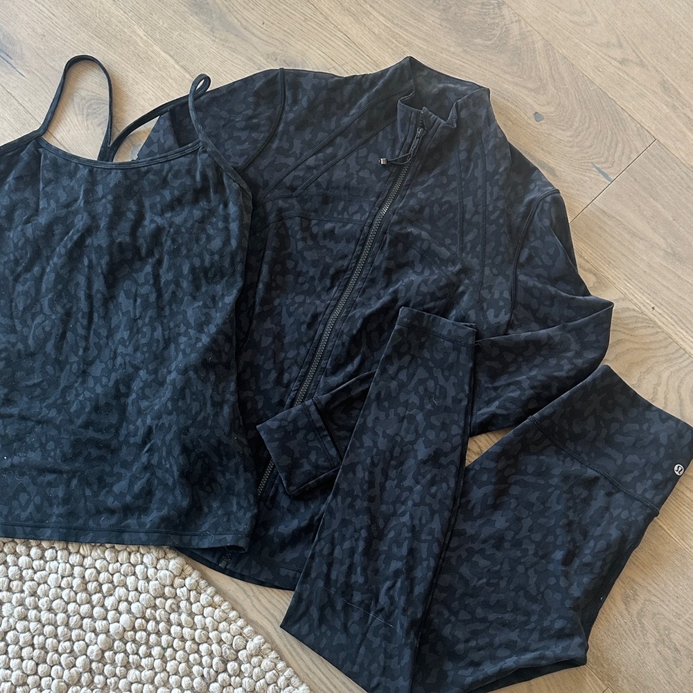 Lululemon Set